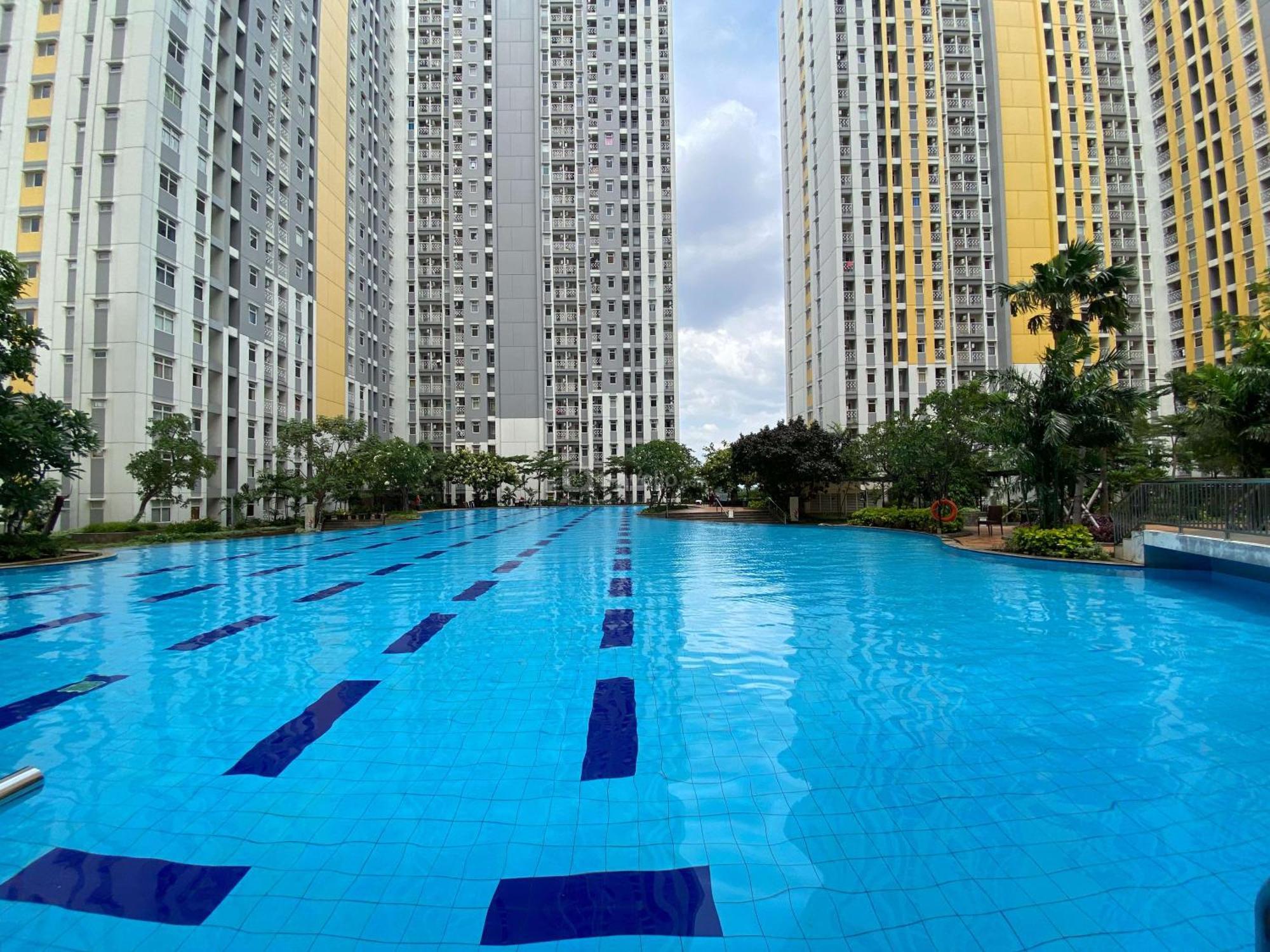 Apartemen Comfy Springlake Summarecon By Travelio *