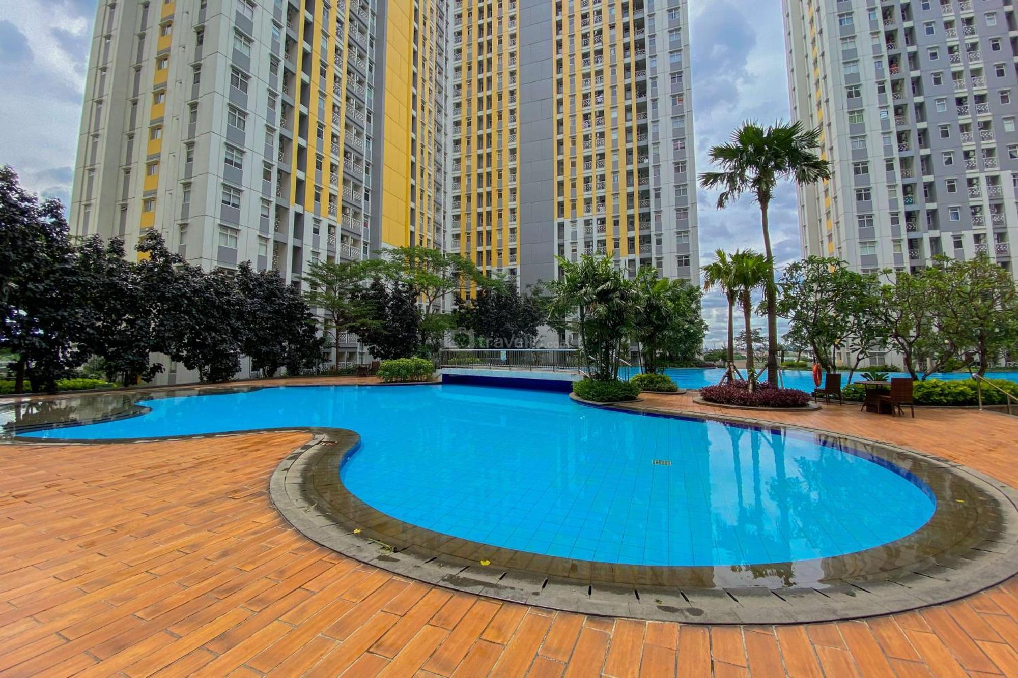 Comfy Springlake Summarecon By Travelio Apartemen Bekasi